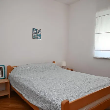 In The Free Parking * Póla