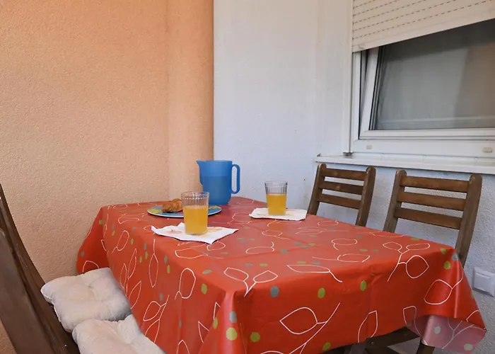 In The Free Parking * Póla