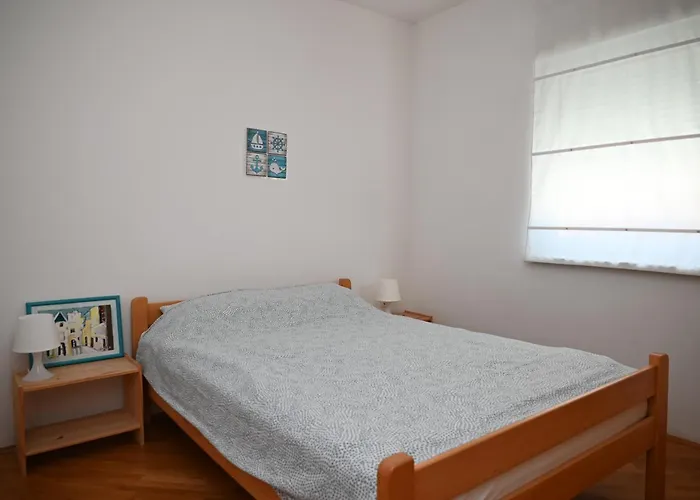 In The Free Parking * Póla